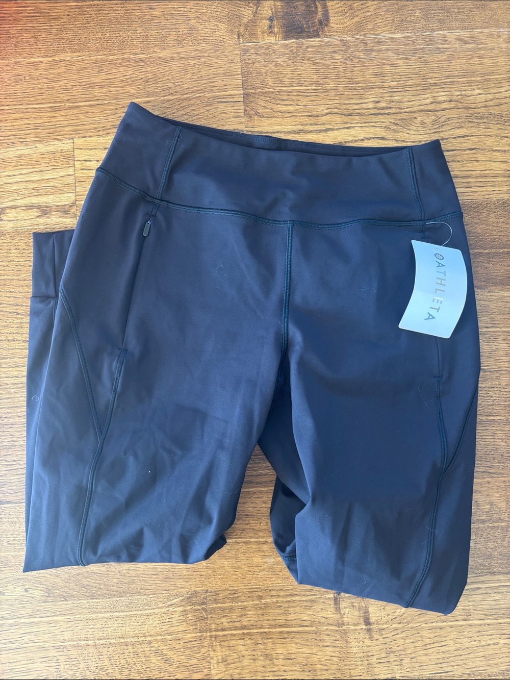 NWT Athleta Rainier joggers size small
